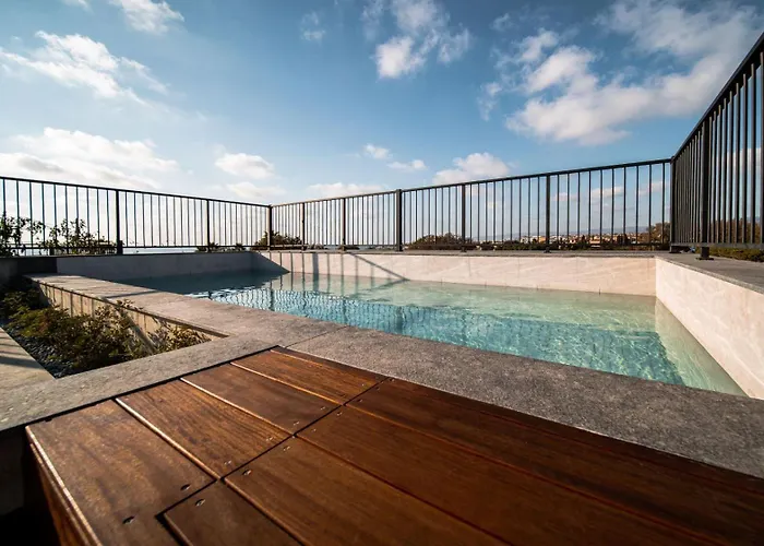 Avenue 202 1 Bed アパート